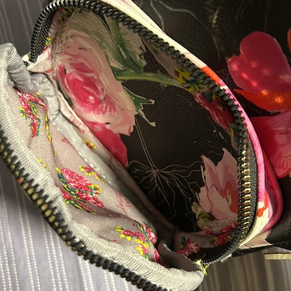 Betsey Johnson Mini Backpack Floral Doggy - Picture 4 of 4